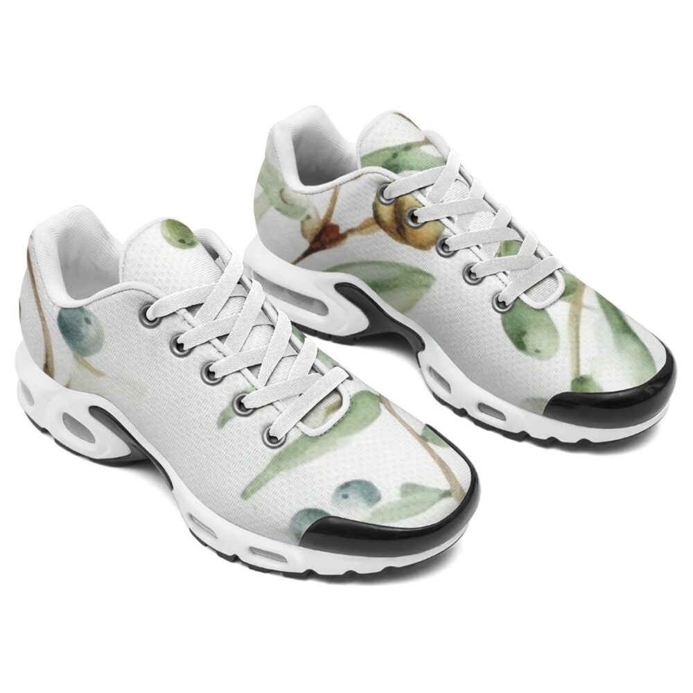 Lace-Up Athletic Shoes with Everyday Appeal - Fox Mavericks